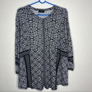 Lucky Brand Black and white Patterned Blouse Sz 1X
